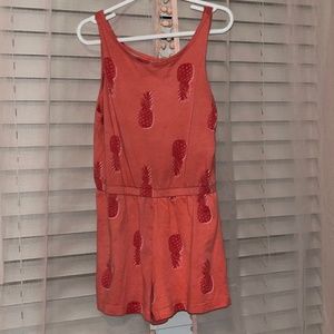 Old Navy Girls Sleeveless Shorts Romper Coral Pineapples Size Youth medium 8